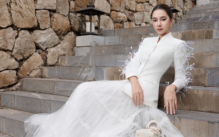 Màu trắng tinh khôi là gam màu thể hiện cho khí chất tinh tế