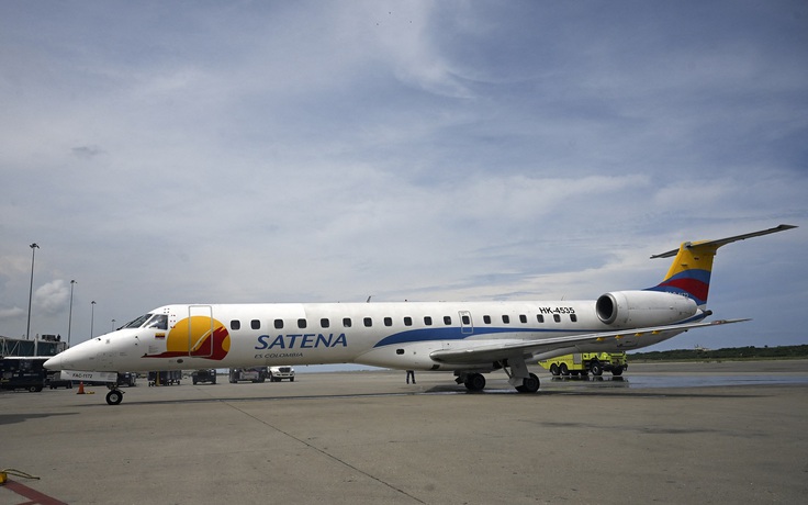 Máy bay chở chính trị gia rơi, 15 người thiệt mạng ở Colombia