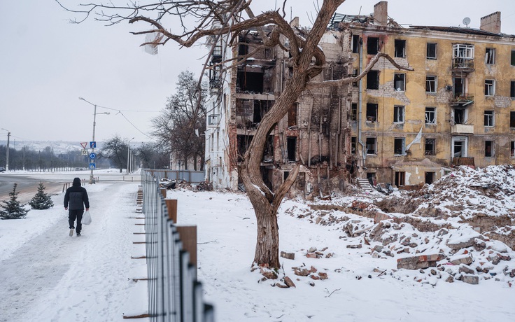 Từ cuộc cách mạng chính trị Mỹ đến mặt trận thứ hai của Nga