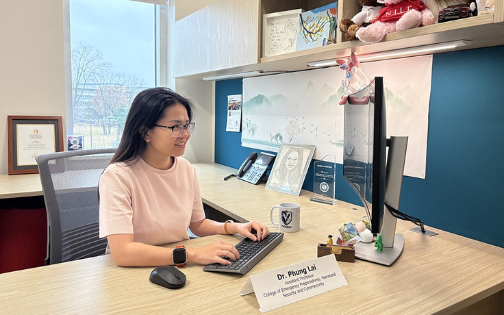 Nữ Phó giáo sư với các sáng chế bảo mật Ai trên đất Mỹ