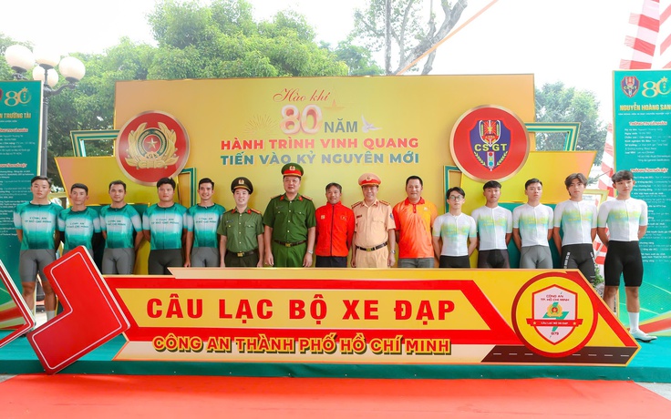 Hồi sinh đội xe đạp Công an TP.HCM, vẽ lại bản đồ xe đạp Việt Nam 