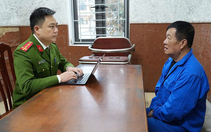 30 con bạc bị bắt tại vịnh Hạ Long trong cuộc đột kích sòng bạc