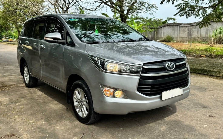 Mua ô tô cũ: Chọn xe 7 chỗ nào dưới 400 triệu đồng?