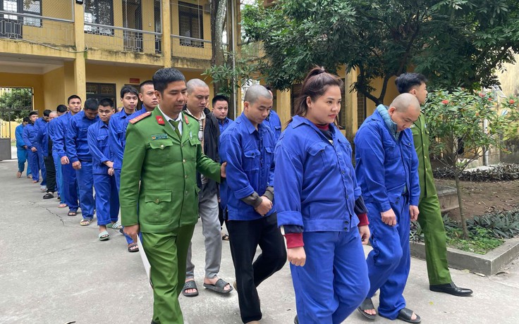 Công an Hưng Yên triệt phá đường dây lừa đảo, đánh bạc 9.300 tỉ đồng