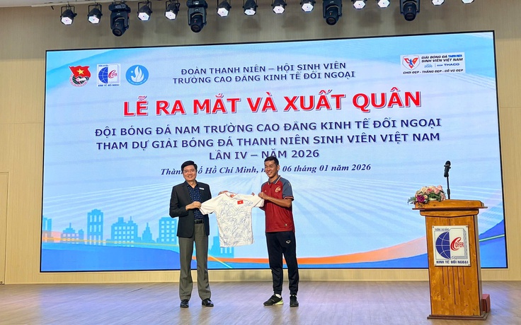 Từ trọng tài V-League đến HLV đội tân binh sinh viên: Lấy U.23 Việt Nam làm tấm gương sáng