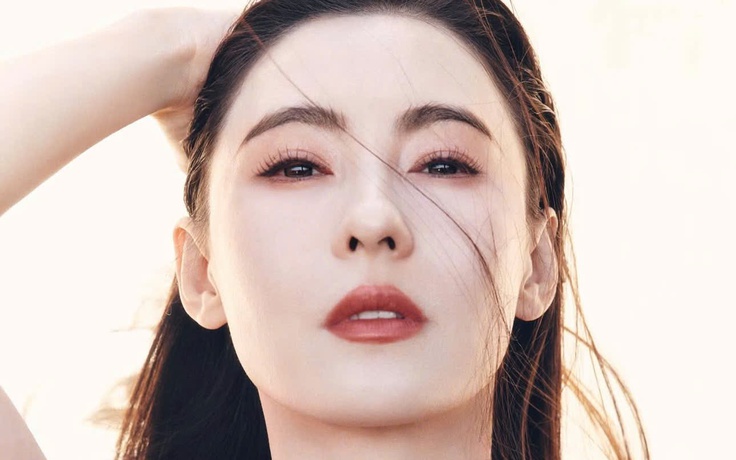 Tranh cãi không gian sống 'bừa bộn' của Trương Bá Chi