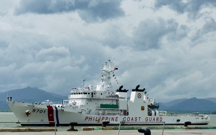 Philippines điều tàu tuần duyên lớn nhất đối phó tàu nghiên cứu Trung Quốc Philippines điều tàu tuần duyên lớn nhất đối phó tàu nghiên cứu Trung Quốc