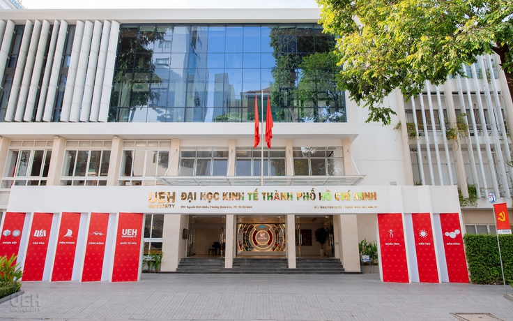 50 năm UEH: Những cột mốc và con số của hành trình kiến quốc bằng tri thức 50 năm UEH: Những cột mốc và con số của hành trình kiến quốc bằng tri thức