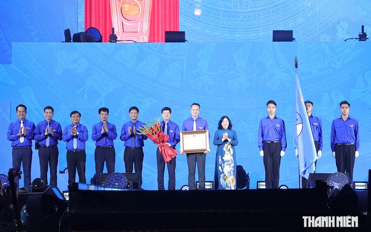 Tin tức đặc biệt trên báo in Thanh Niên 12.10.2026