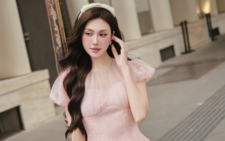 Nghệ thuật diện đồ đơn sắc giúp nàng nâng tầm đẳng cấp