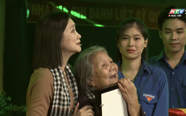 NSƯT Lê Thiện, Tố My gây xúc động trong chương trình nghệ thuật 'Khúc tri ân'