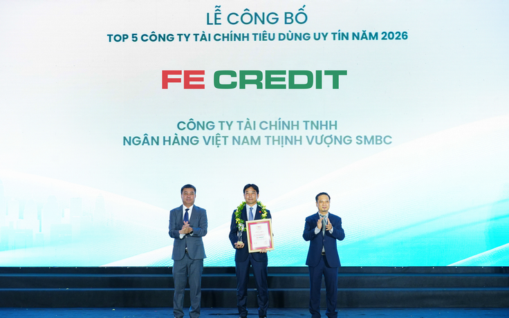 FE CREDIT ba năm liền dẫn đầu Top 5 Công ty tài chính tiêu dùng uy tín