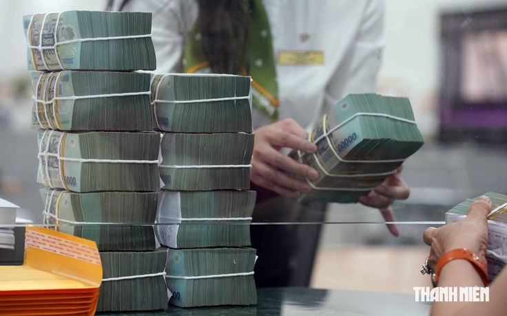 Nữ kế toán 'không biết gì' vẫn ký 120 lệnh, 'tuồn' 30 triệu USD qua biên giới