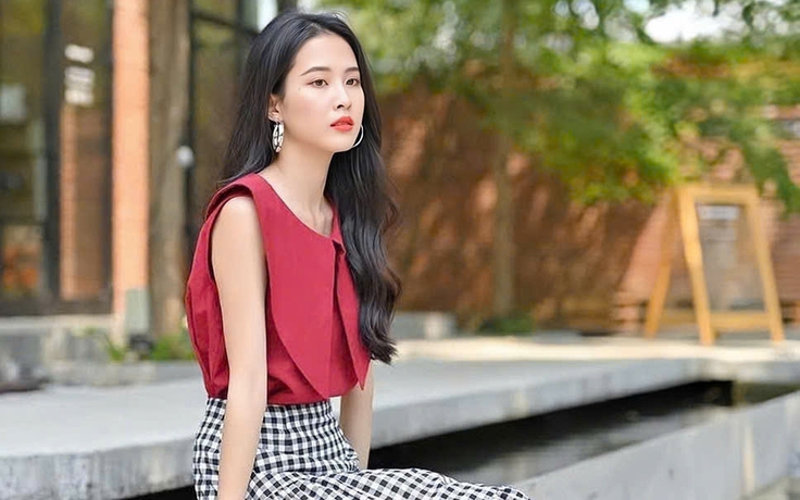 Chân váy ca rô trở lại khiến nàng mê đắm