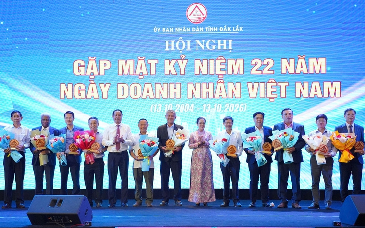 PC Đắk Lắk được vinh danh trong Top 50 Doanh nghiệp tiêu biểu của tỉnh