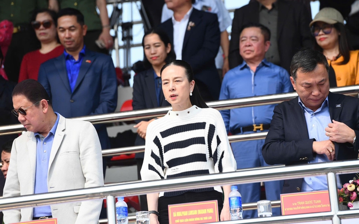 Madam Pang phân trần việc FAT buộc phải chọn đội hạng 196 thế giới dự King’ Cup Madam Pang phân trần việc FAT buộc phải chọn đội hạng 196 thế giới dự King’ Cup
