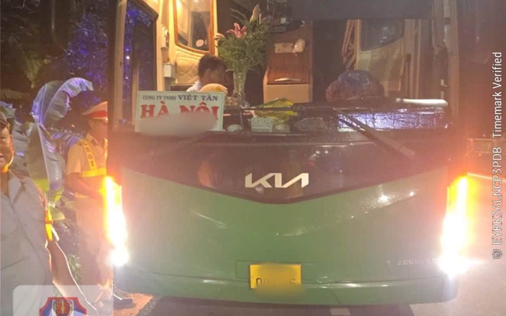 Gom khách lẻ, chủ xe và tài xế bị phạt 30 triệu đồng
