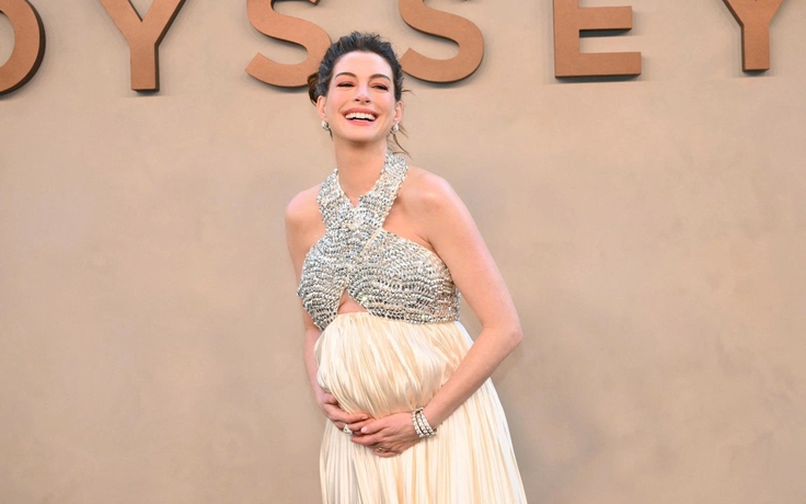 Sao nữ nổi bật nhất 2026 gọi tên Anne Hathaway với 5 bộ phim bom tấn