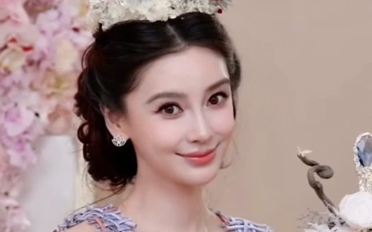 Angelababy trải lòng khi bị chê già