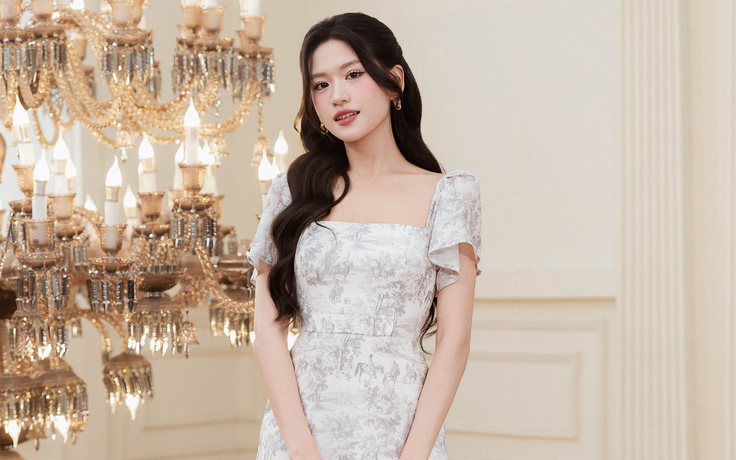 Mê đắm những chiếc túi xách có quai thanh lịch