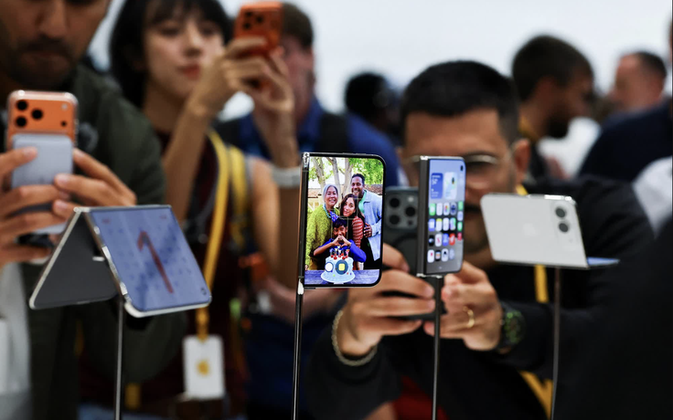 Trước ngày mở bán, iPhone Duo tăng giá 30 triệu đồng trên 'chợ đen'