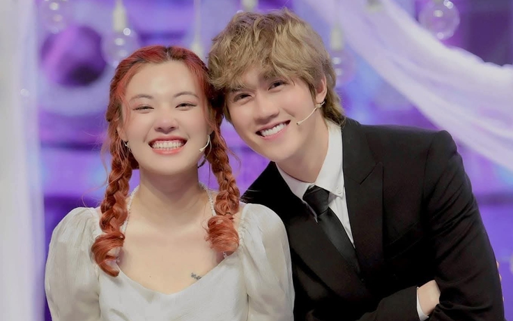 Nam ca sĩ cầu hôn bạn gái sau khi hàn gắn nhờ show hẹn hò