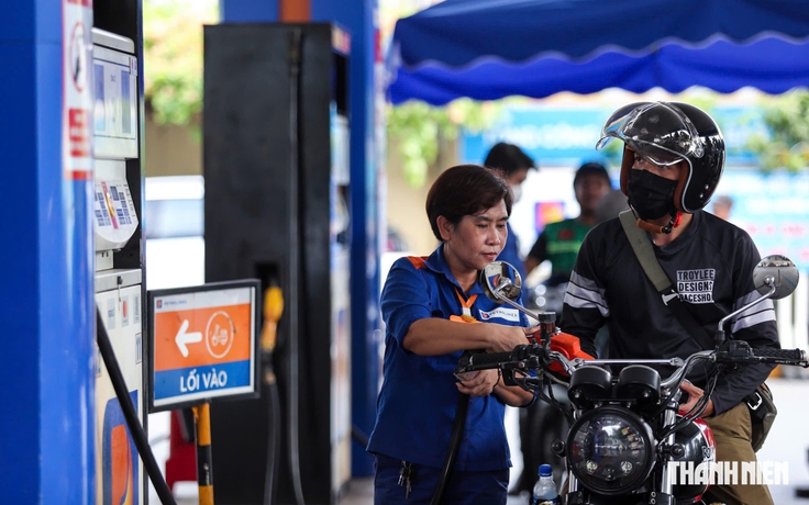 Giá xăng dầu hôm nay 29.10.2026: Xăng E10 chiều nay tăng hay giảm?