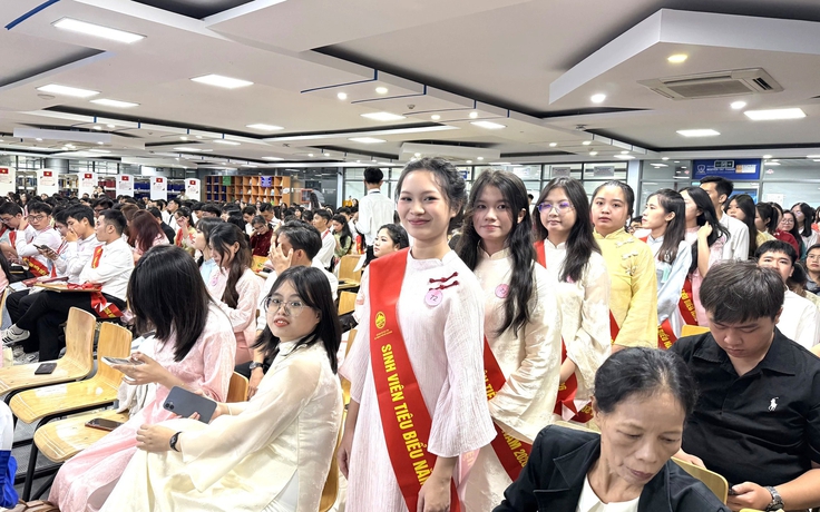 Vinh danh 362 sinh viên tiêu biểu vùng Phú Yên đang học tập tại TP.HCM