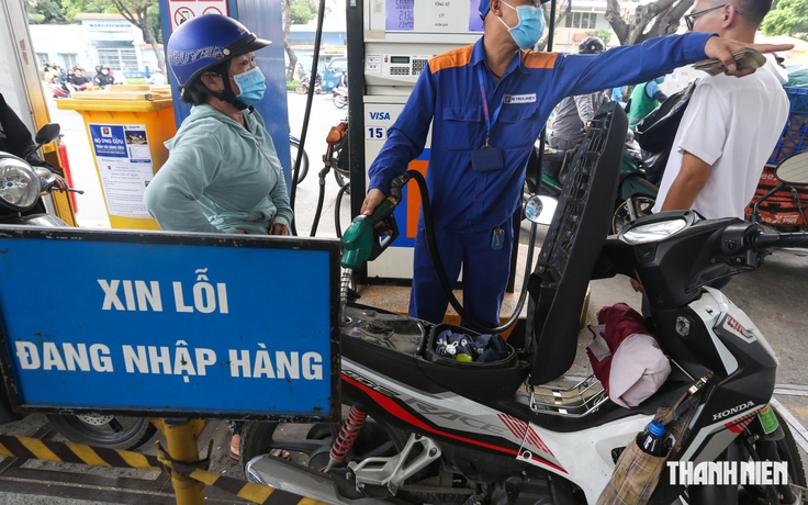 Xăng dầu tiếp tục được ưu đãi thuế đến hết năm nay