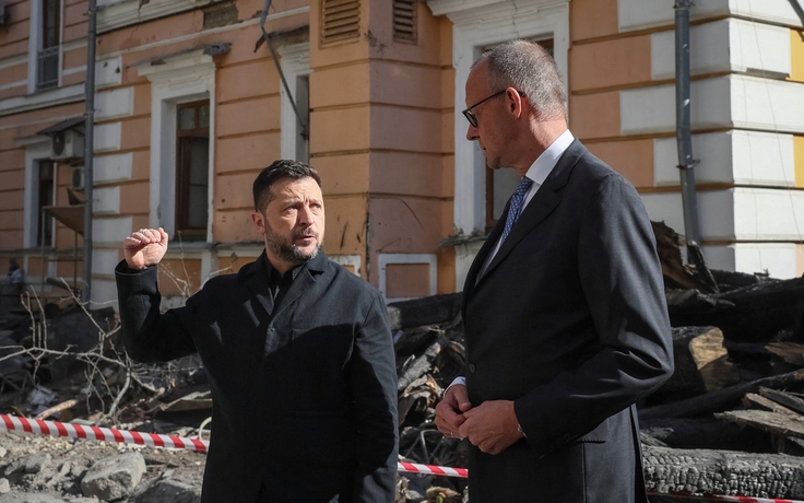 Thủ tướng Đức đến Kyiv giữa bom đạn, Nga tuyên bố tăng cường không kích Ukraine
