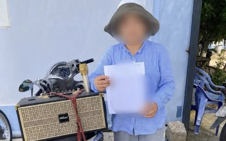 Dùng loa phát nhạc đòi nợ 100 triệu đồng, người phụ nữ bị mời làm việc