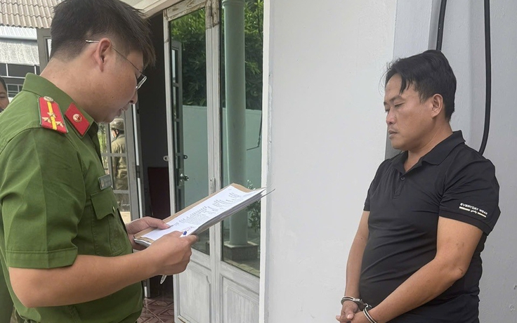 Đang tập thể dục, người phụ nữ bất ngờ bị giật dây chuyền vàng