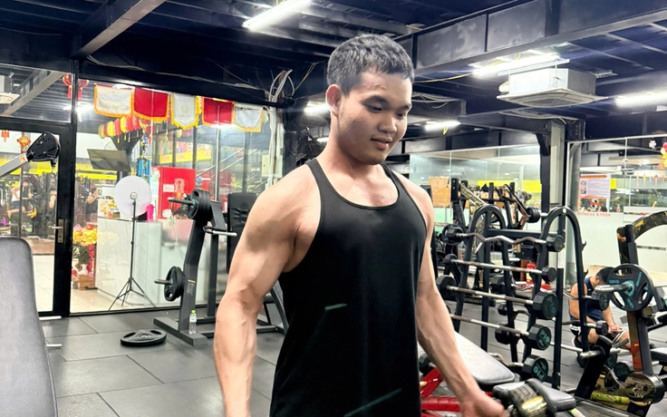 Chàng trai từng nặng 120 kg và hành trình đoạt huy chương vàng thể hình