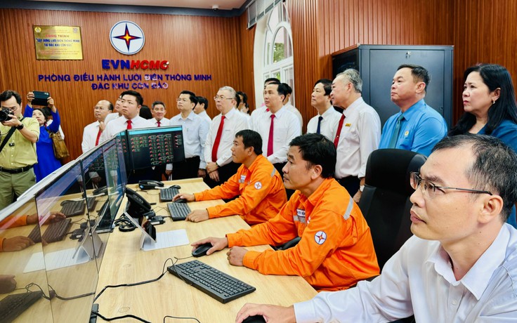 Lần đầu tiên, cư dân Côn Đảo có lưới điện thông minh đón tết