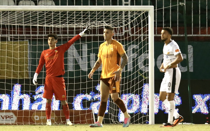 HLV Quang Trãi khen ngợi thủ môn Trung Kiên, HLV Đức Tuấn ‘Đà Nẵng thua HAGL chẳng qua vì…’