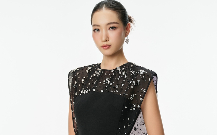 Đẹp kiêu kỳ, tinh giản với sắc trắng đen kinh điển