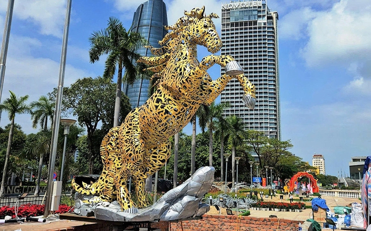 Kể chuyện linh vật ngựa 'quê mình'