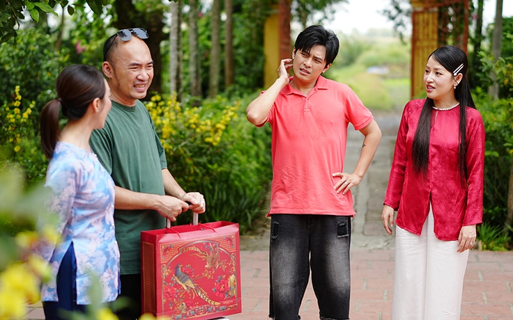 Sôi động thị trường phim chiếu mạng mùa tết