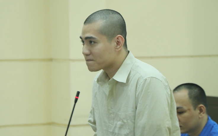 11 bị cáo 'khiêng quan tài diễu phố trước chợ Bến Thành' nhận án tù