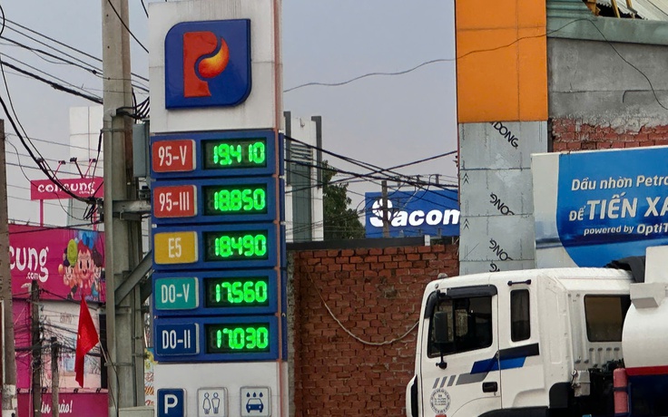 Giá xăng dầu hôm nay 10.2.2026: Xăng trong nước tăng trong vài ngày tới?