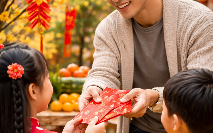 Lì xì đầu năm: Niềm vui tinh thần có lợi cho sức khỏe