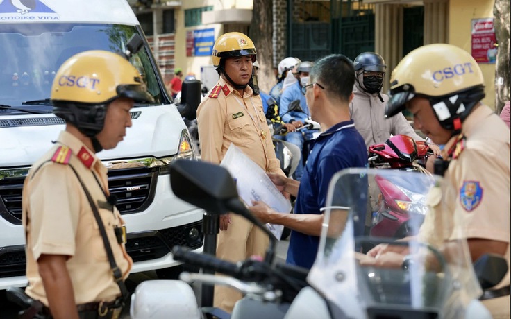CSGT ra quân cao điểm tết: Lỗi giao thông dễ bị phạt nhất đầu năm mới
