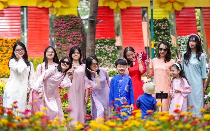 'Phi nước đại' vào Tết Bính Ngọ với 30 câu chúc tết tiếng Anh siêu hay