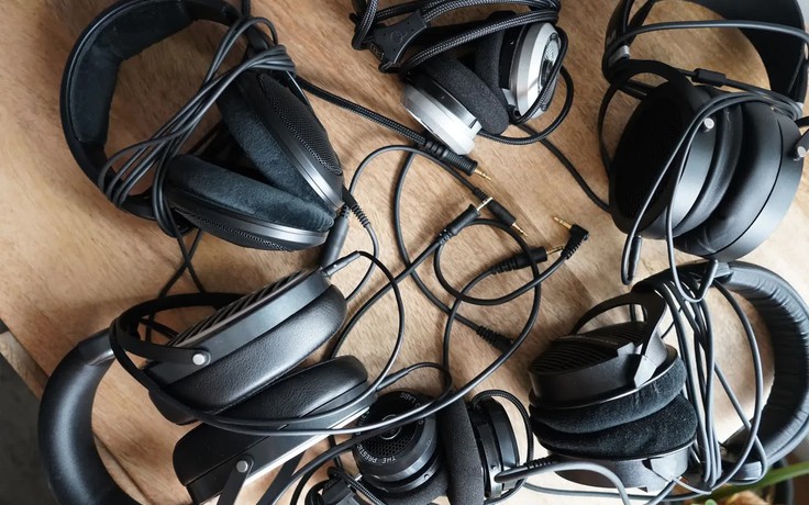 Lý do khiến tai nghe có dây đang trở lại