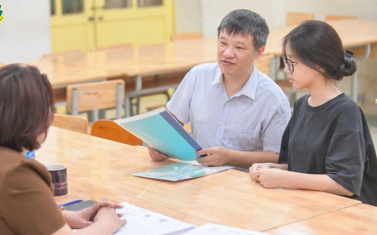 Bỏ quy định bắt buộc hiệu trưởng, hiệu phó phải trực tiếp đứng lớp?