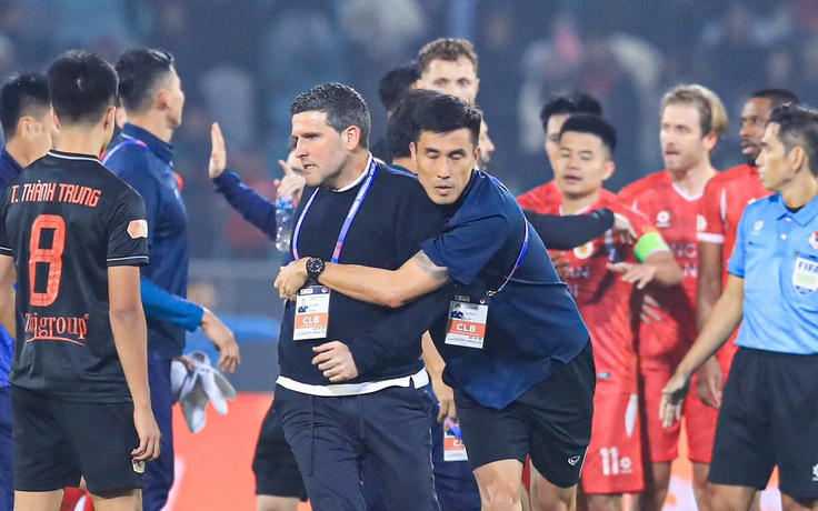 VFF chốt án phạt HLV Tây Ban Nha của Ninh Bình vì lỗi ‘mắng’ trọng tài Malaysia: Cấm 2 trận