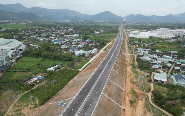 Cao tốc Quy Nhơn - Chí Thạnh đếm ngược ngày thông xe