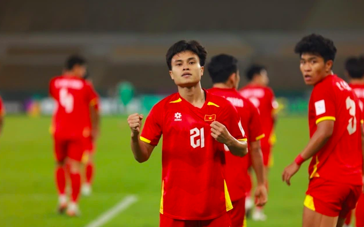 HLV Kim Sang-sik sắp công bố danh sách đội tuyển Việt Nam đấu Malaysia: Xuất hiện những ‘kép phụ’