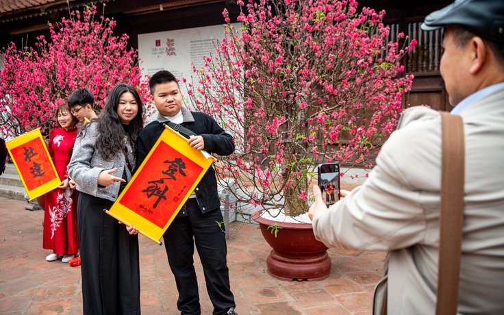 Nếp tết cũ trong nhịp sống mới ở Hà Nội