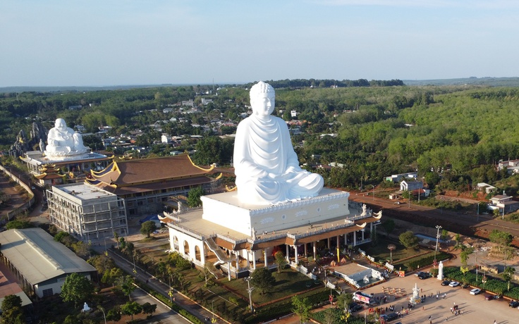 Du xuân ở nơi có tượng Đức Phật Thích Ca tọa thiền cao nhất Đông Nam Á